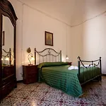 Villa Antica Fortezza Fontana Valderice